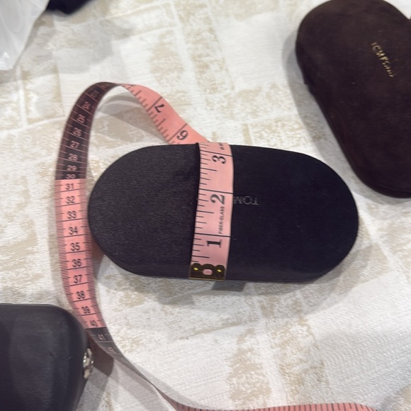 Tom Ford case velvet with Case only with microfiber glasses cleaner - Picture 10 of 10